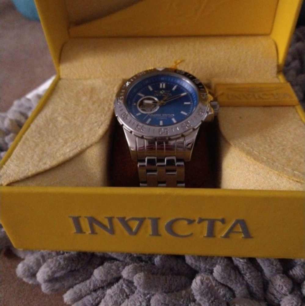 Invicta watch - Picture 2 of 2